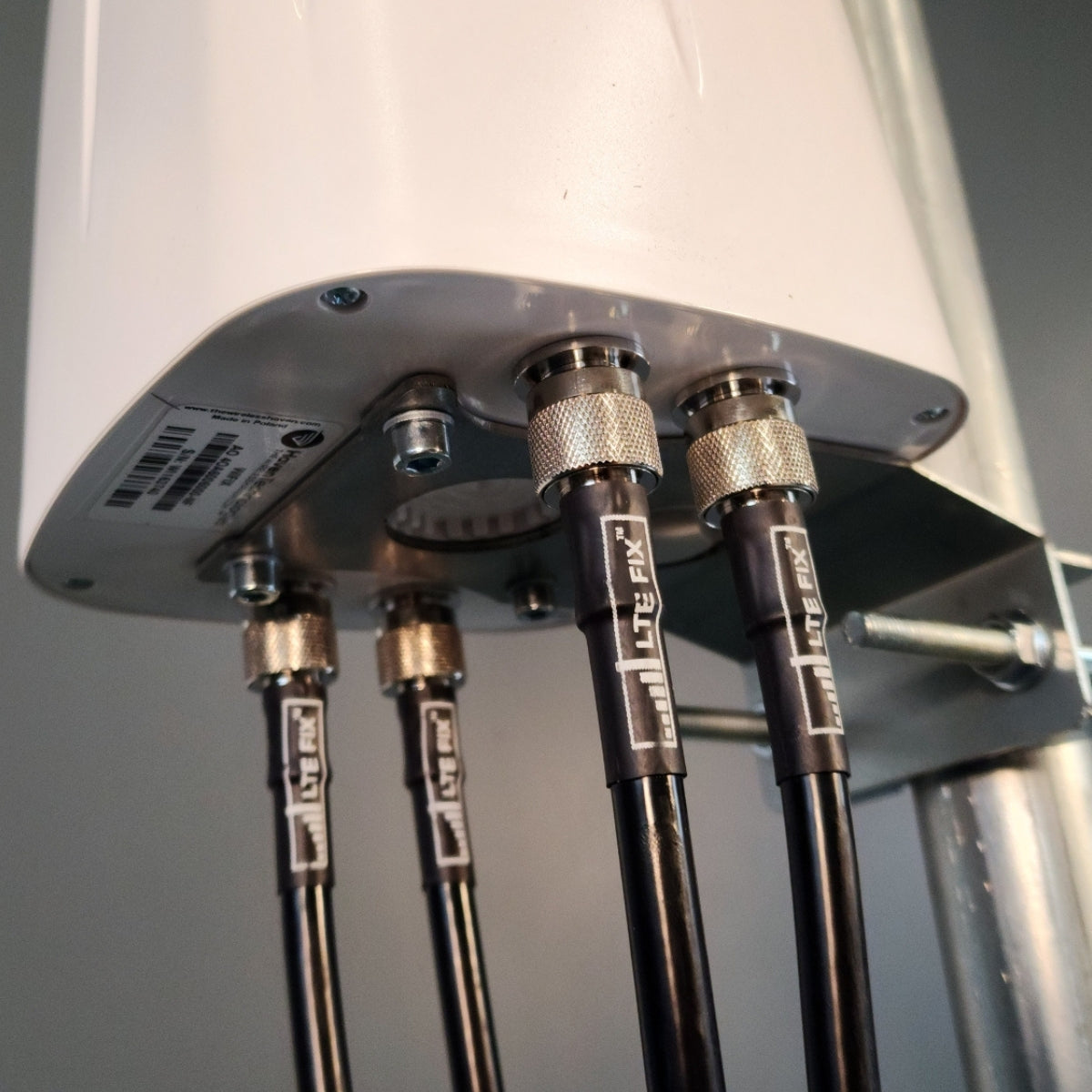 WiFiX Signal Brick 600-6000MHz 5G 4.5dBi Omni-Directional MIMO Antenna