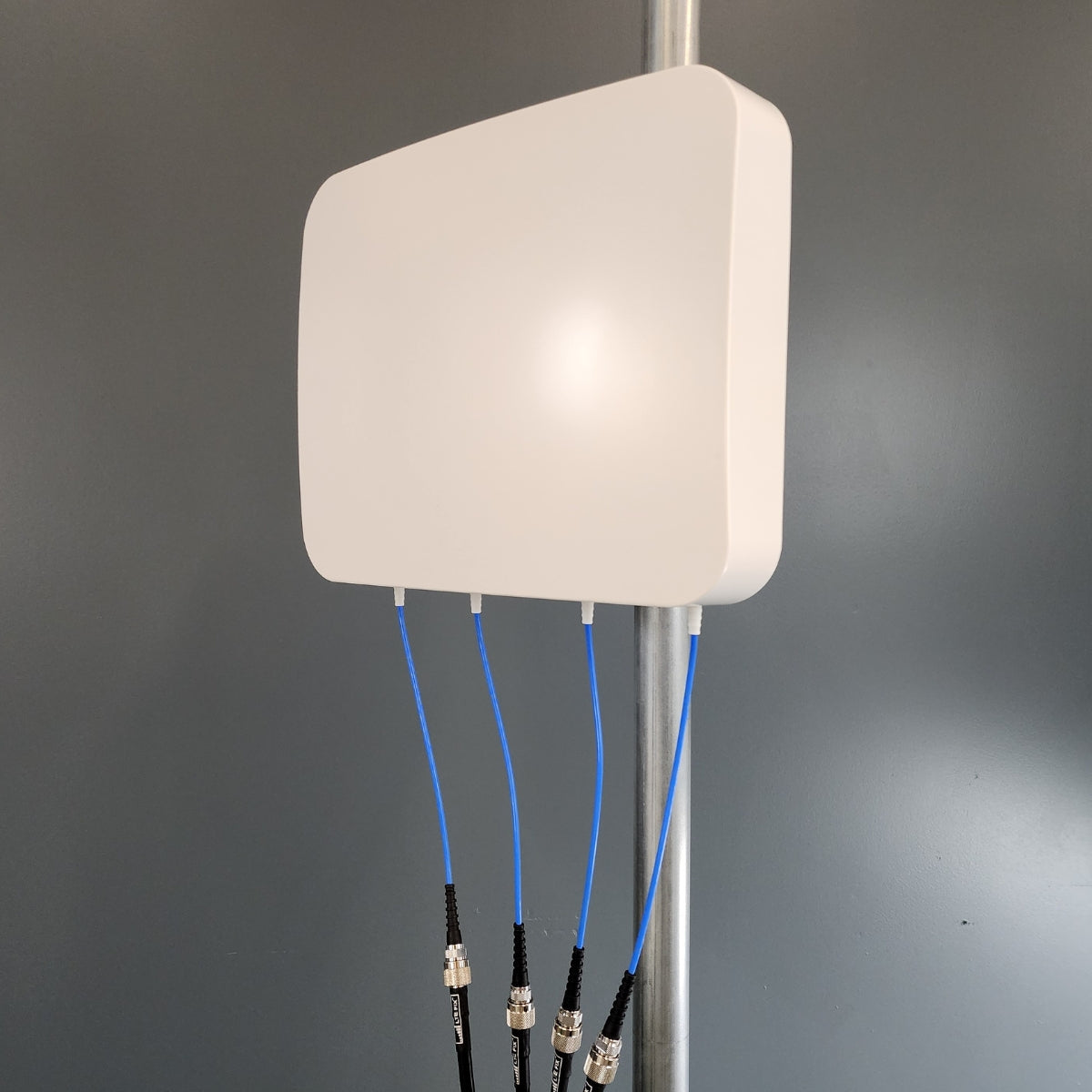 Blaster 4×4 MIMO Antenna 600-6000MHz Cellular 8.5dBi Directional Panel – N Female Connectors